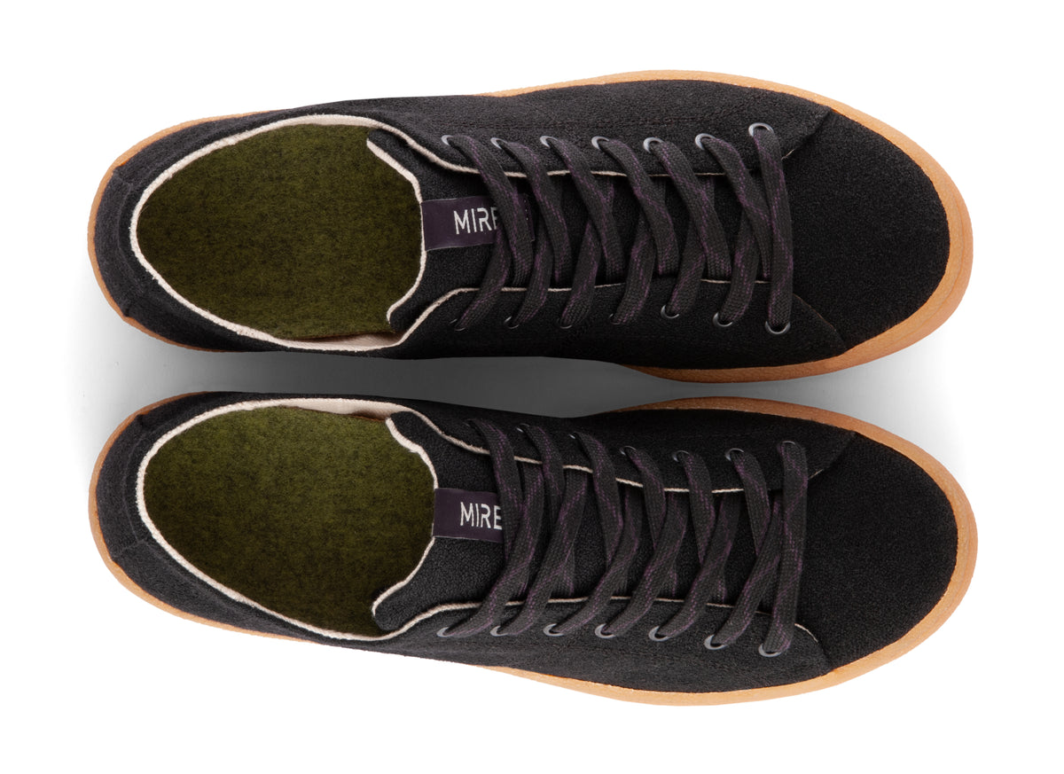 LESHY Black Honey Sneakers