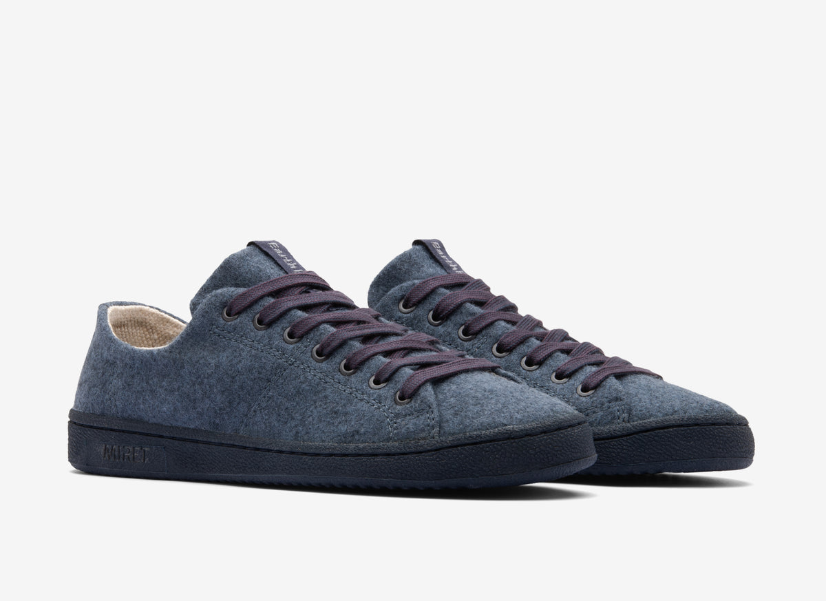 LESHY Ash Sneakers