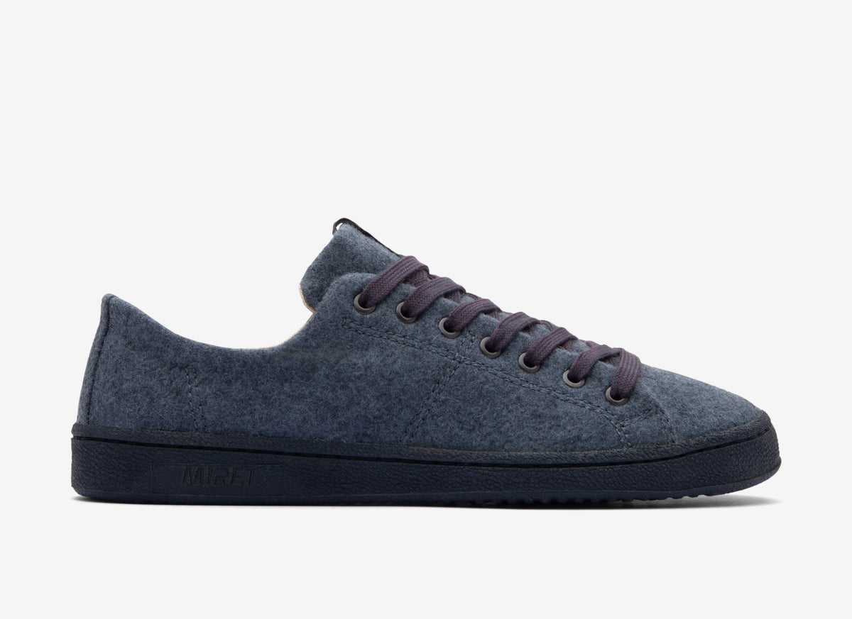 LESHY Ash Sneakers
