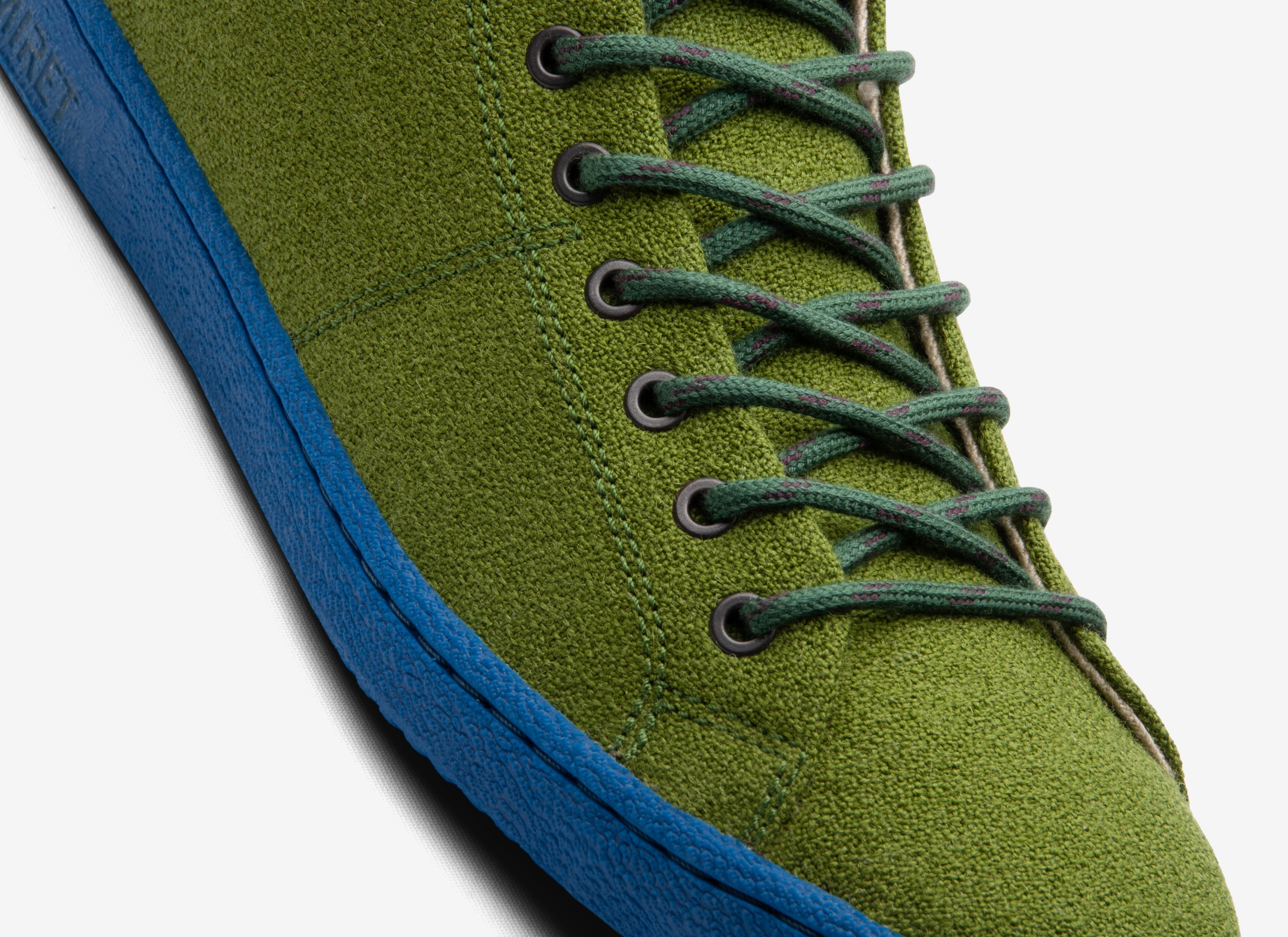 97% natural sneakers by Earthbound | ERILO Moss x Blue Outsole